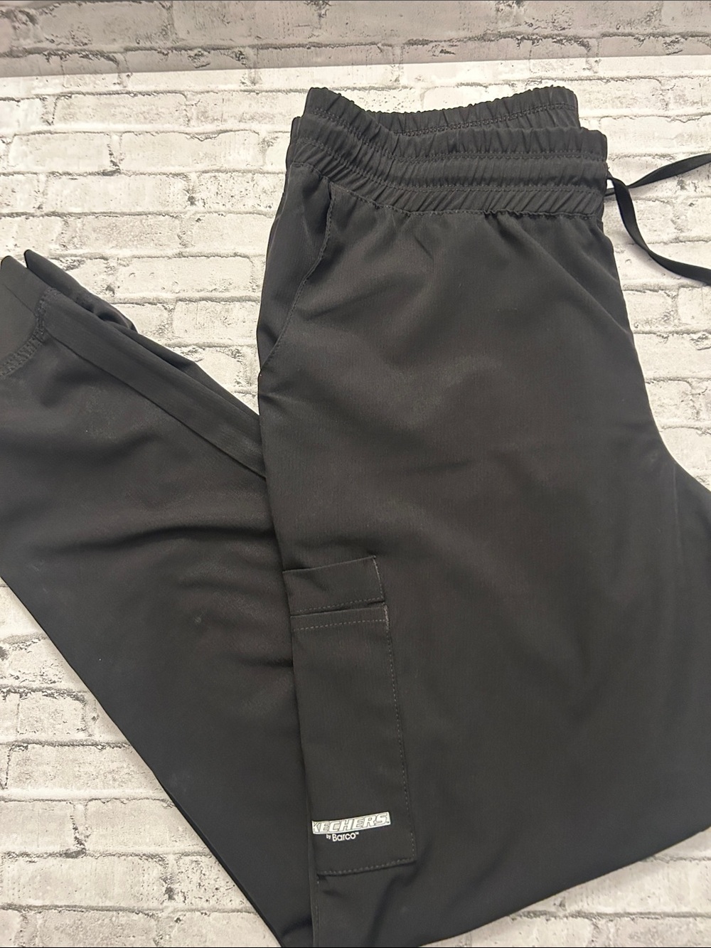 Skechers Black Women's Cargo Scrub Pants